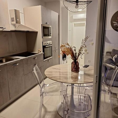 New Apartman P & B Apartment โตรกีร์ ภายนอก รูปภาพ