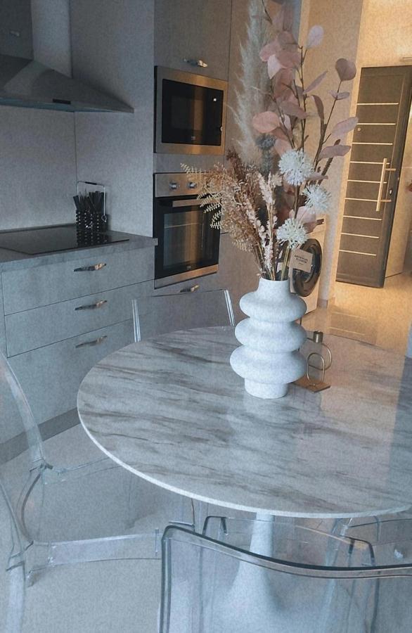 New Apartman P & B Apartment โตรกีร์ ภายนอก รูปภาพ