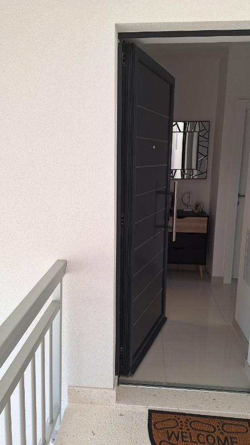 New Apartman P & B Apartment โตรกีร์ ภายนอก รูปภาพ